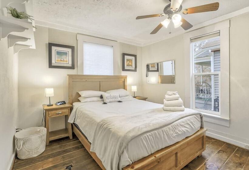 2br Old Colorado City Dog Friendly!