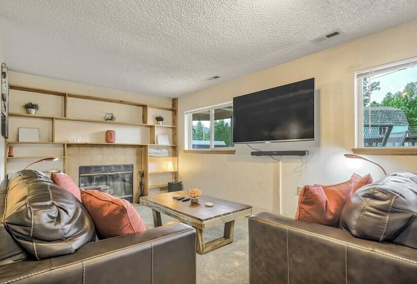 3brmountains & Hot Tubbring The Family