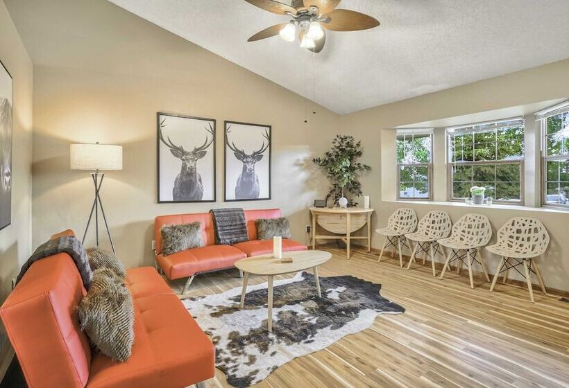 3brmountains & Hot Tubbring The Family