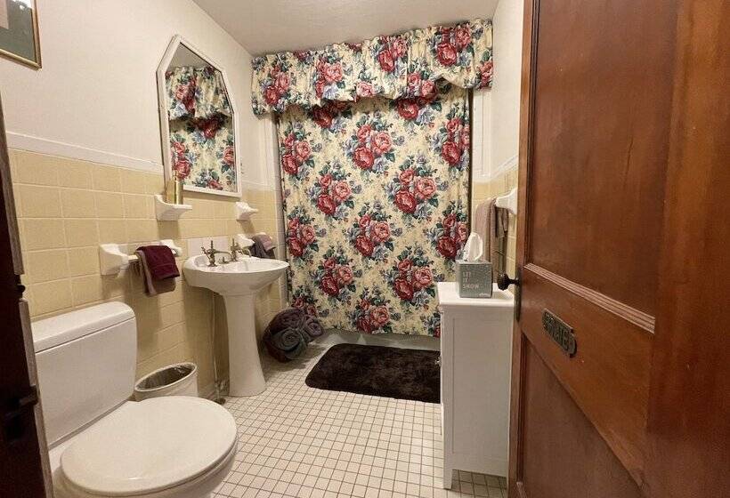צימר Mad River Inn