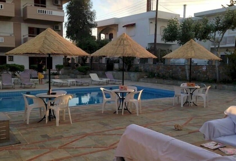 בית מלון כפרי Elpida Apartments