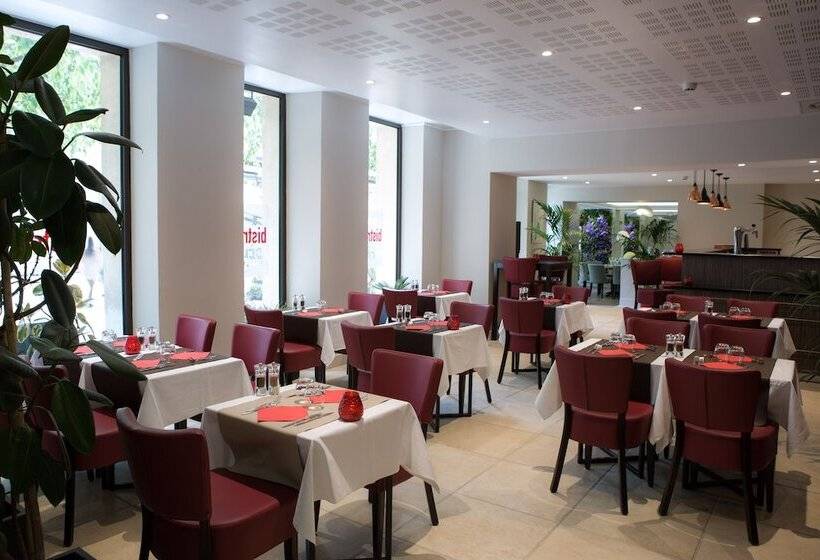 Отель Hôtel Arène