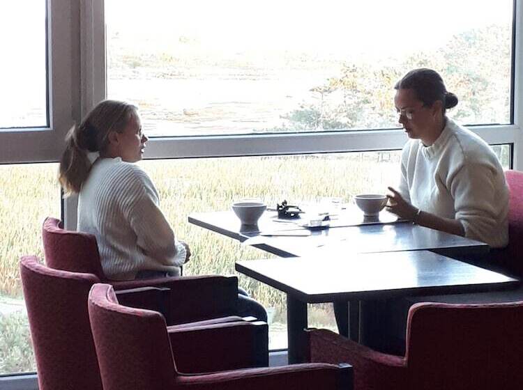 فندق فئة نجمة واحدة Auberge Granit Rose