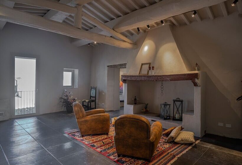 Отель Borgo Elissa