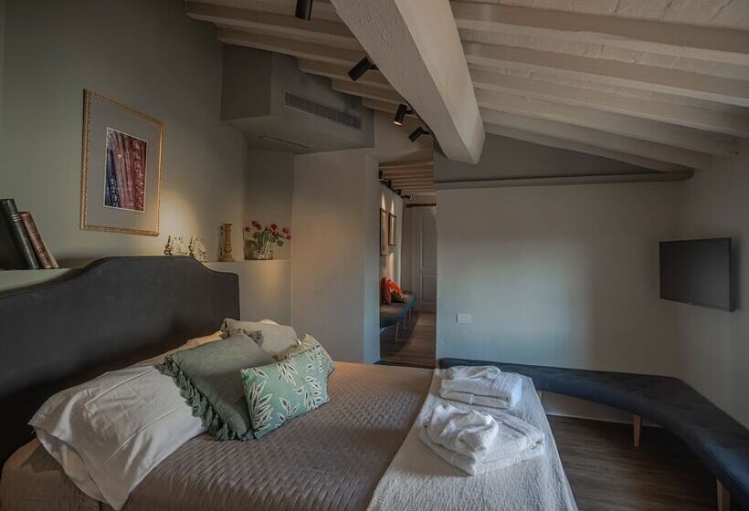 Отель Borgo Elissa