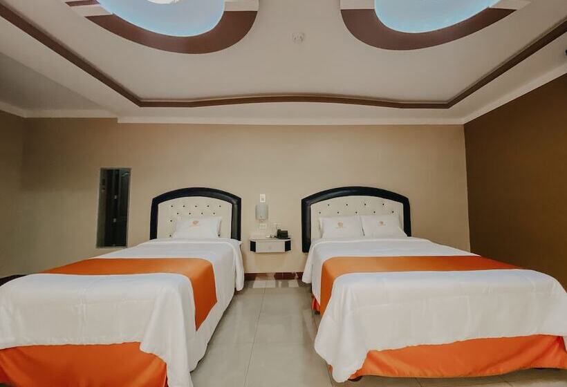 Britney Hotel Machala