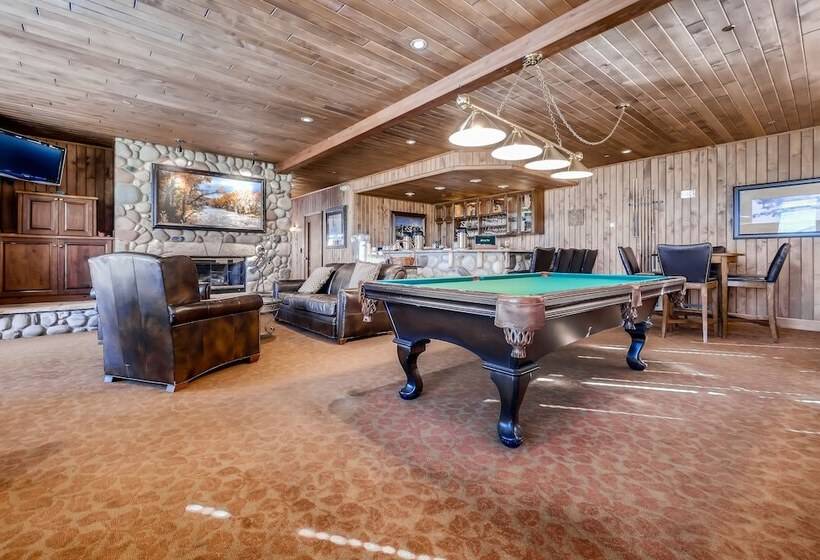 호텔 Christie Club