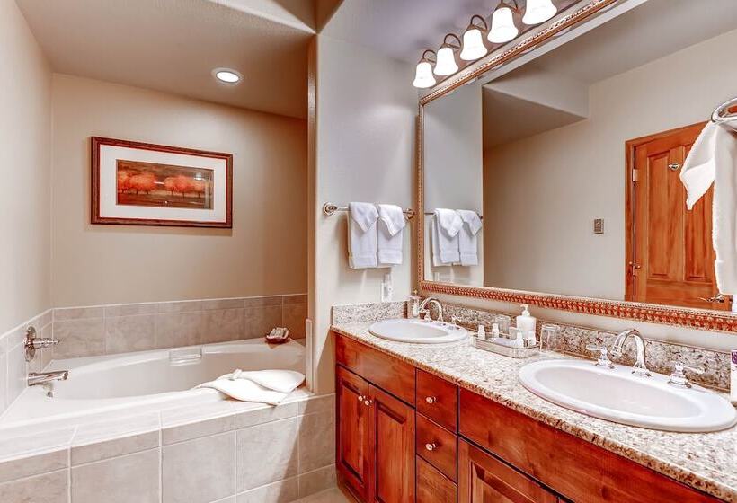 호텔 Christie Club