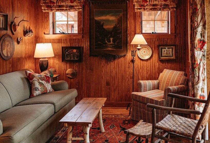 Отель Deer Mountain Inn