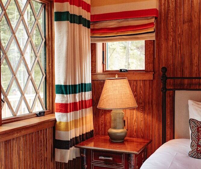 Отель Deer Mountain Inn