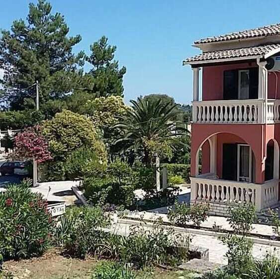 Pierhouse Hotel In Gouvia