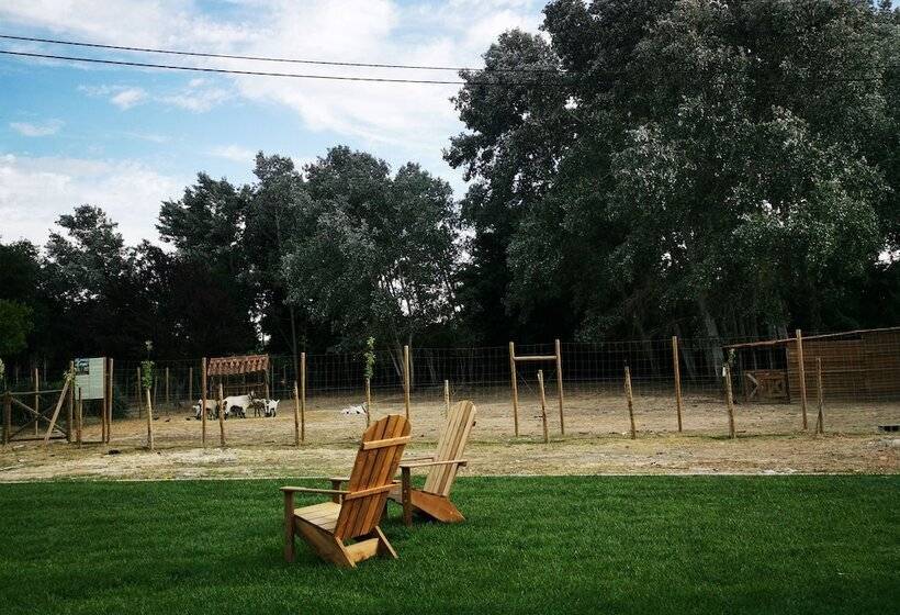 هتل روستایی Quinta Do Louredo   évora