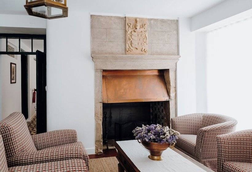 هتل روستایی Quinta Do Louredo   évora