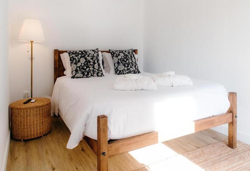 هتل روستایی Quinta Do Louredo   évora