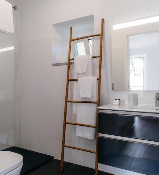 هتل روستایی Quinta Do Louredo   évora