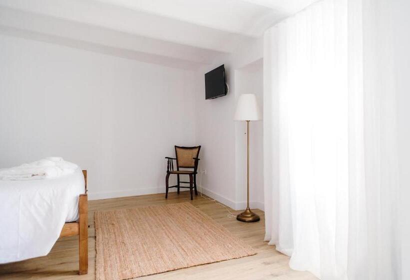 هتل روستایی Quinta Do Louredo   évora