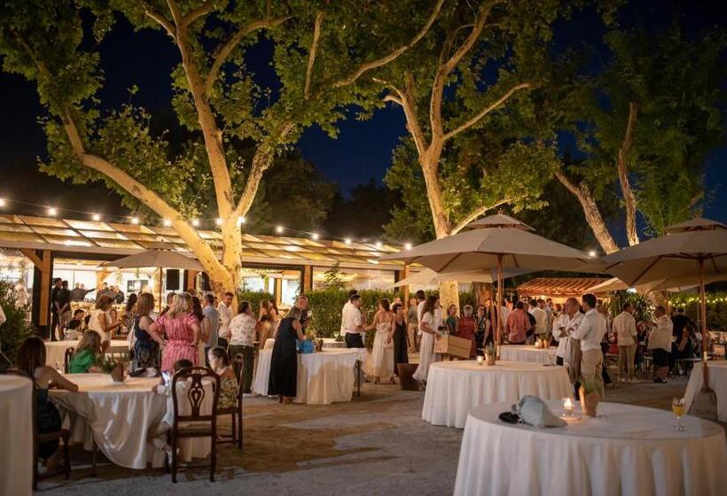 هتل روستایی Quinta Do Louredo   évora