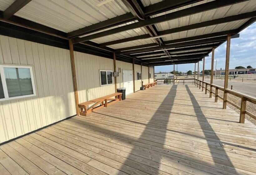 汽车旅馆 The Armadillo Hotel Carlsbad