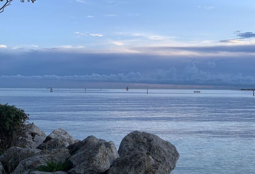 Отель Porto San Vito Resort