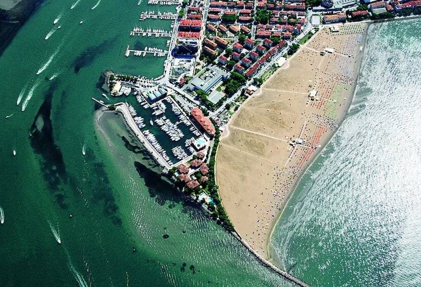 Отель Porto San Vito Resort