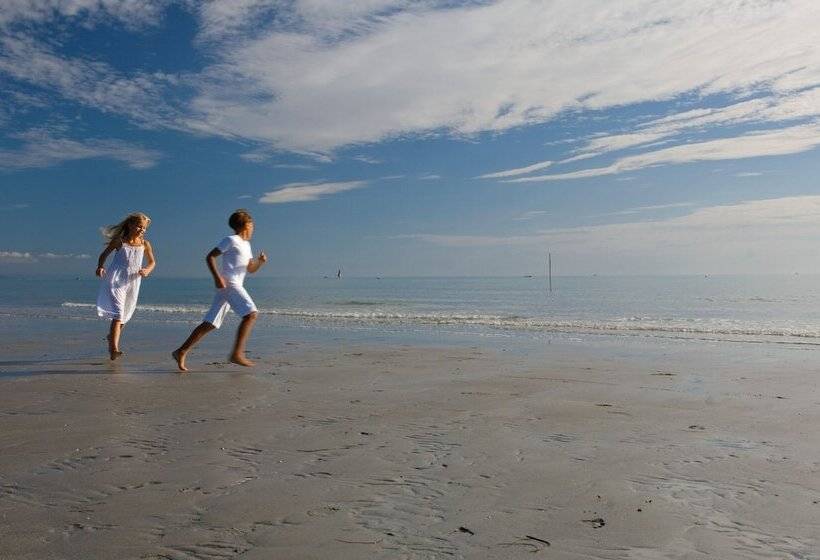 Отель Porto San Vito Resort