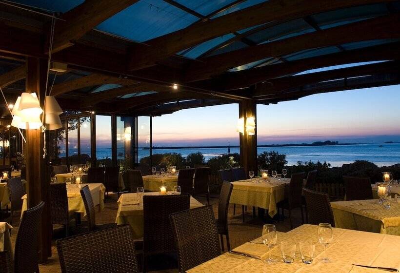 Отель Porto San Vito Resort