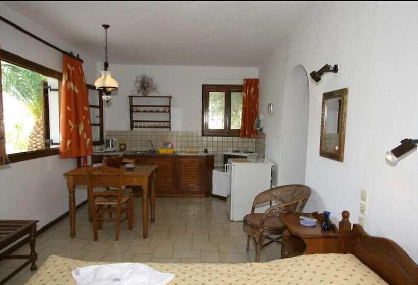 Pandora Studios Skiathos