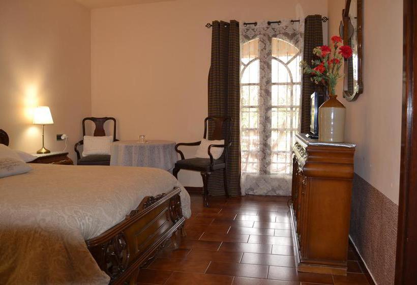 تختخواب و صبحانه Pensión Villa Adria