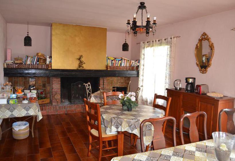 تختخواب و صبحانه Pensión Villa Adria