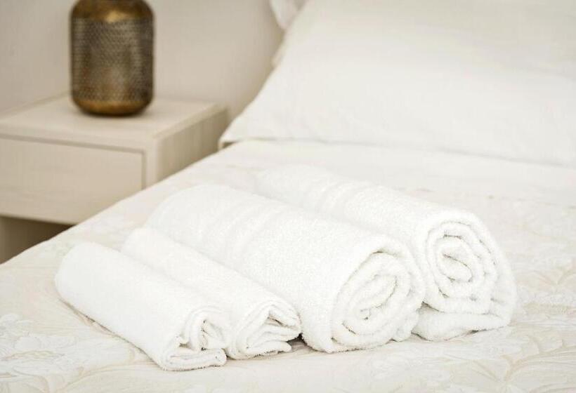 مبيت وإفطار Masseria Muntibianchi Agriresort Restaurant & Spa