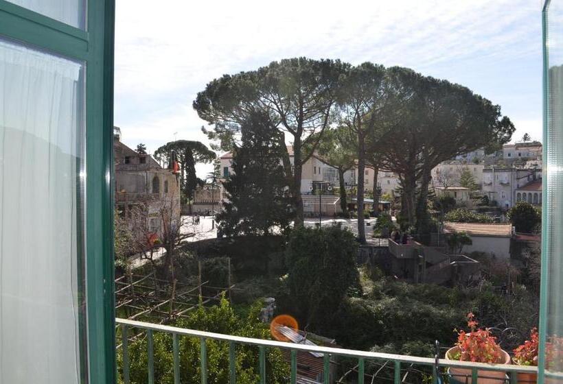 مبيت وإفطار Palazzo Della Marra