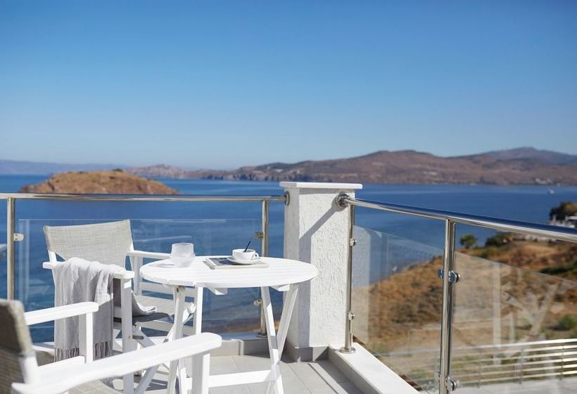 Eleia Seafront Suites & Villas