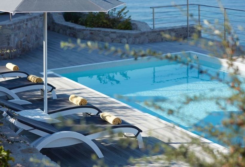 Eleia Seafront Suites & Villas