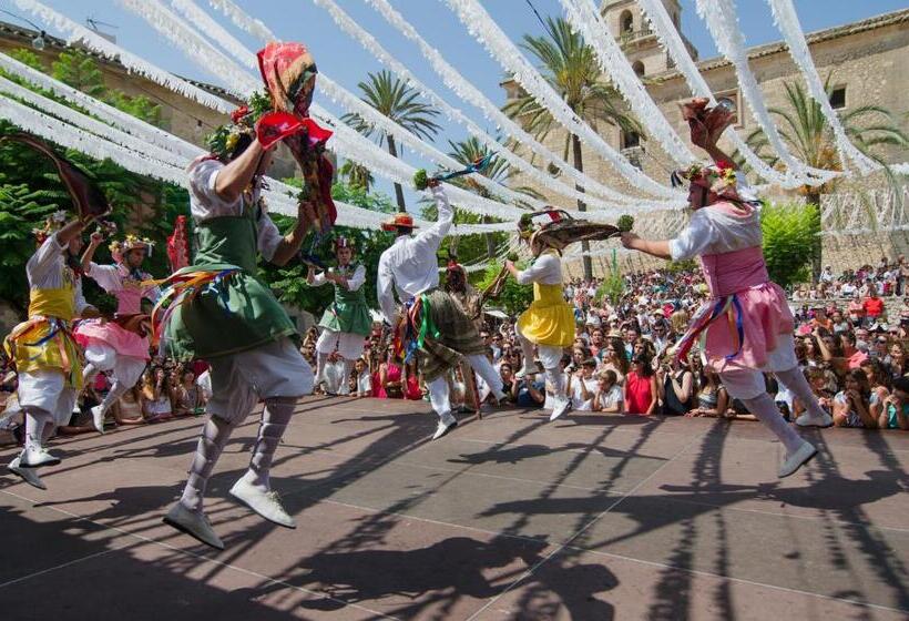 Embat Alberg Juvenil   Hostel