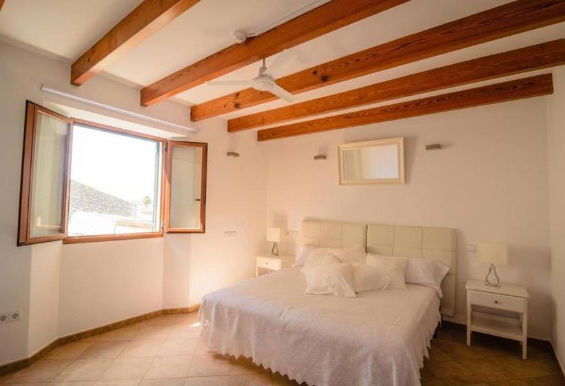 Embat Alberg Juvenil   Hostel