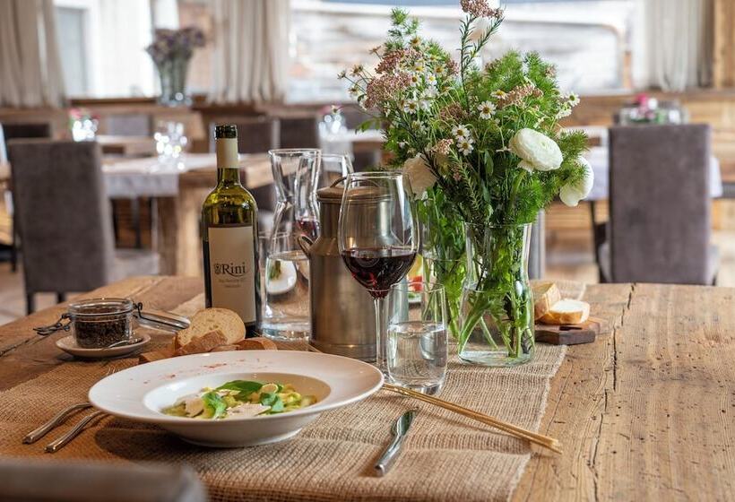 Otel Agriturismo Rini