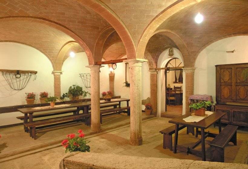 فندق Agriturismo Tenuta Armaiolo