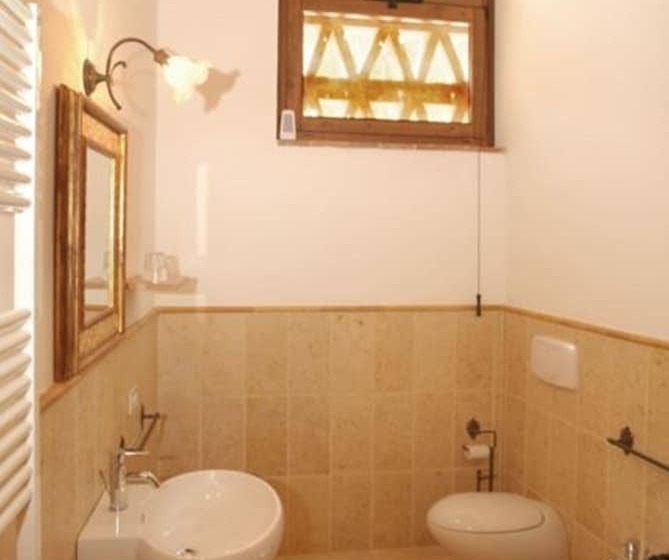 فندق Agriturismo Tenuta Armaiolo