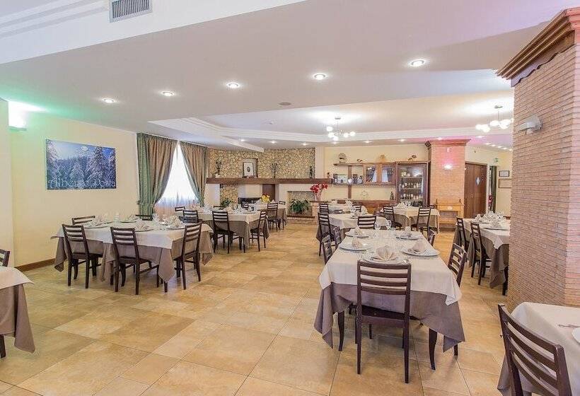호텔 Albergo Della Posta