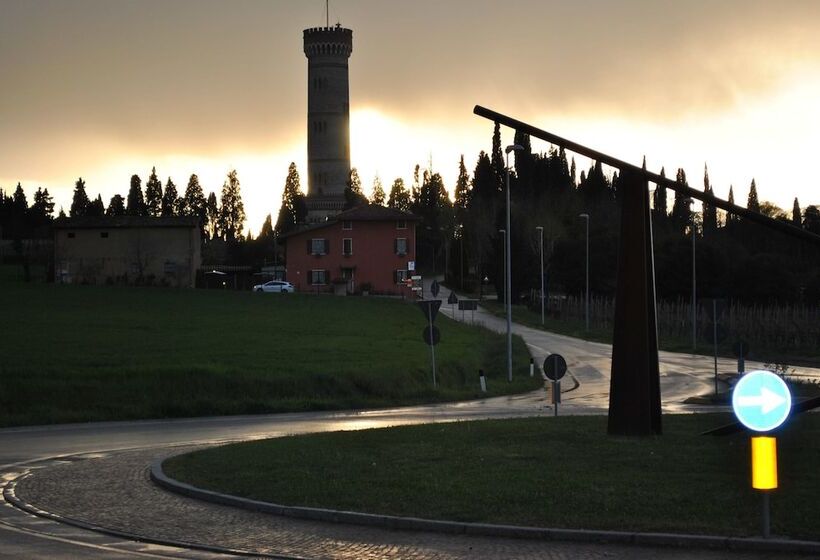 酒店 Albergo Quattro Pini