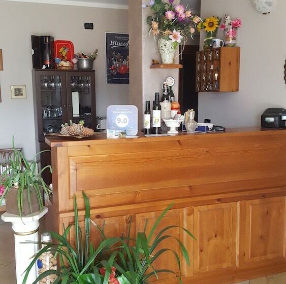 ホテル Albergo Quattro Pini