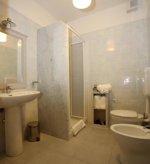 فندق Albergo Residenziale La Corte