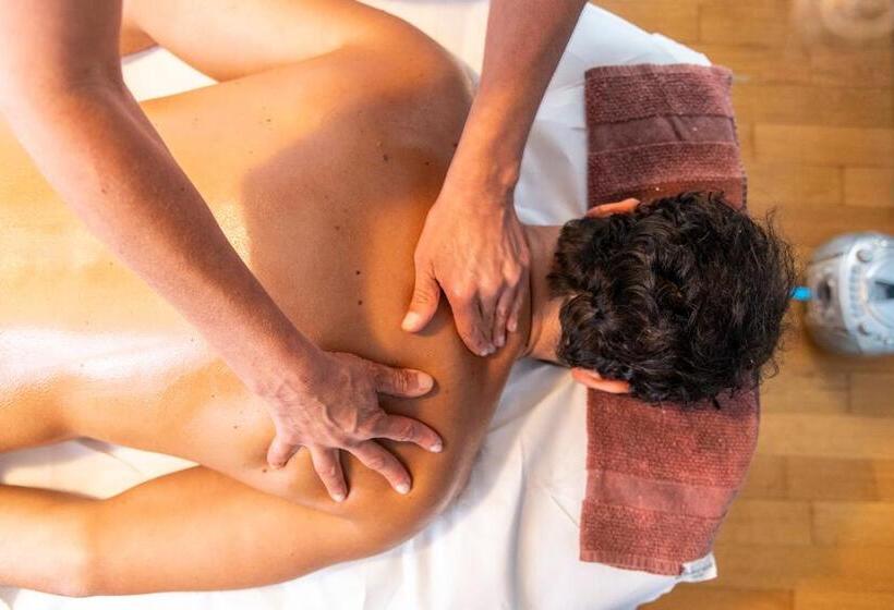 בית מלון כפרי Alpino Wellness & Spa