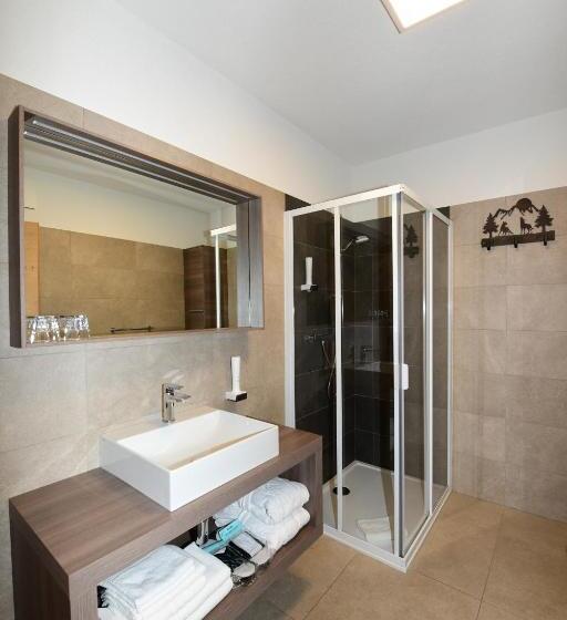 בית מלון כפרי Alpino Wellness & Spa