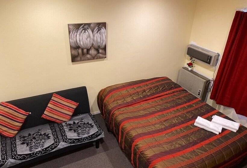 Отель Baden Lodge