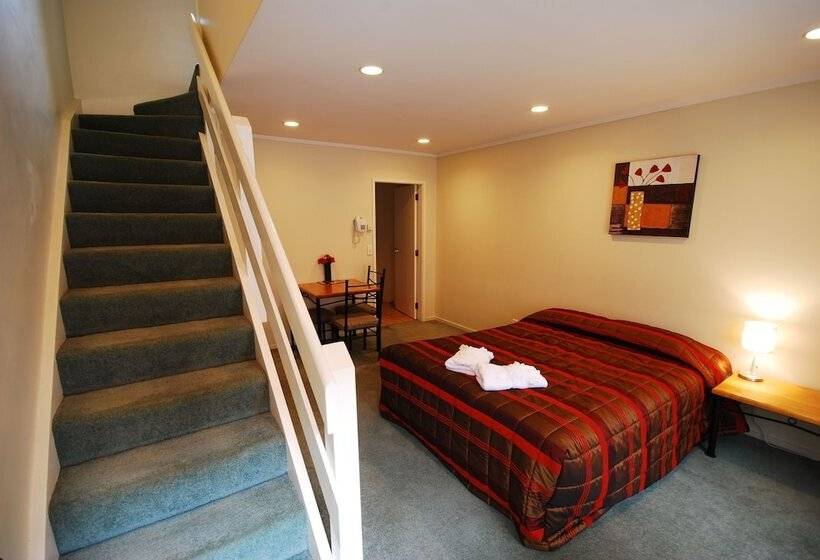 Отель Baden Lodge