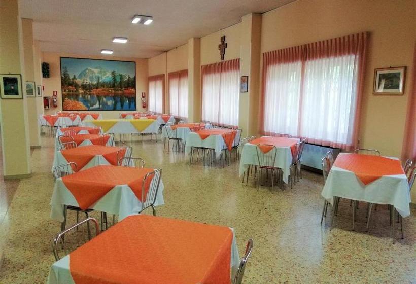 호텔 Casa Per Ferie Centro Beato Rosaz