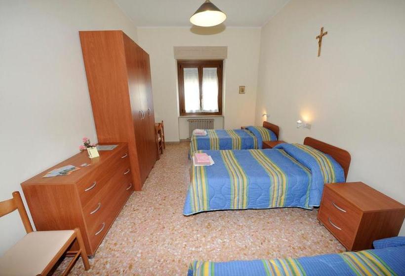 호텔 Casa Per Ferie Centro Beato Rosaz