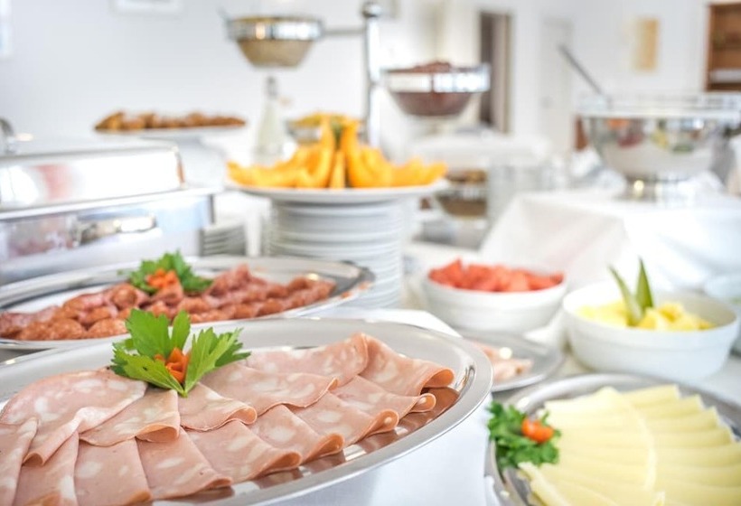 בית מלון כפרי Centrale