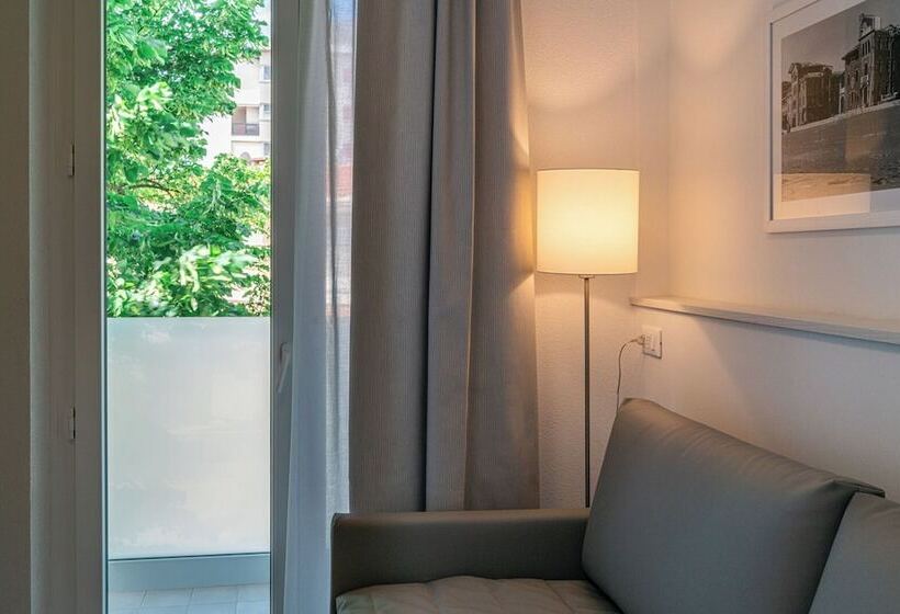 בית מלון כפרי Centrale